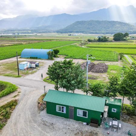 Furano Log House Farm Resort Exterior photo