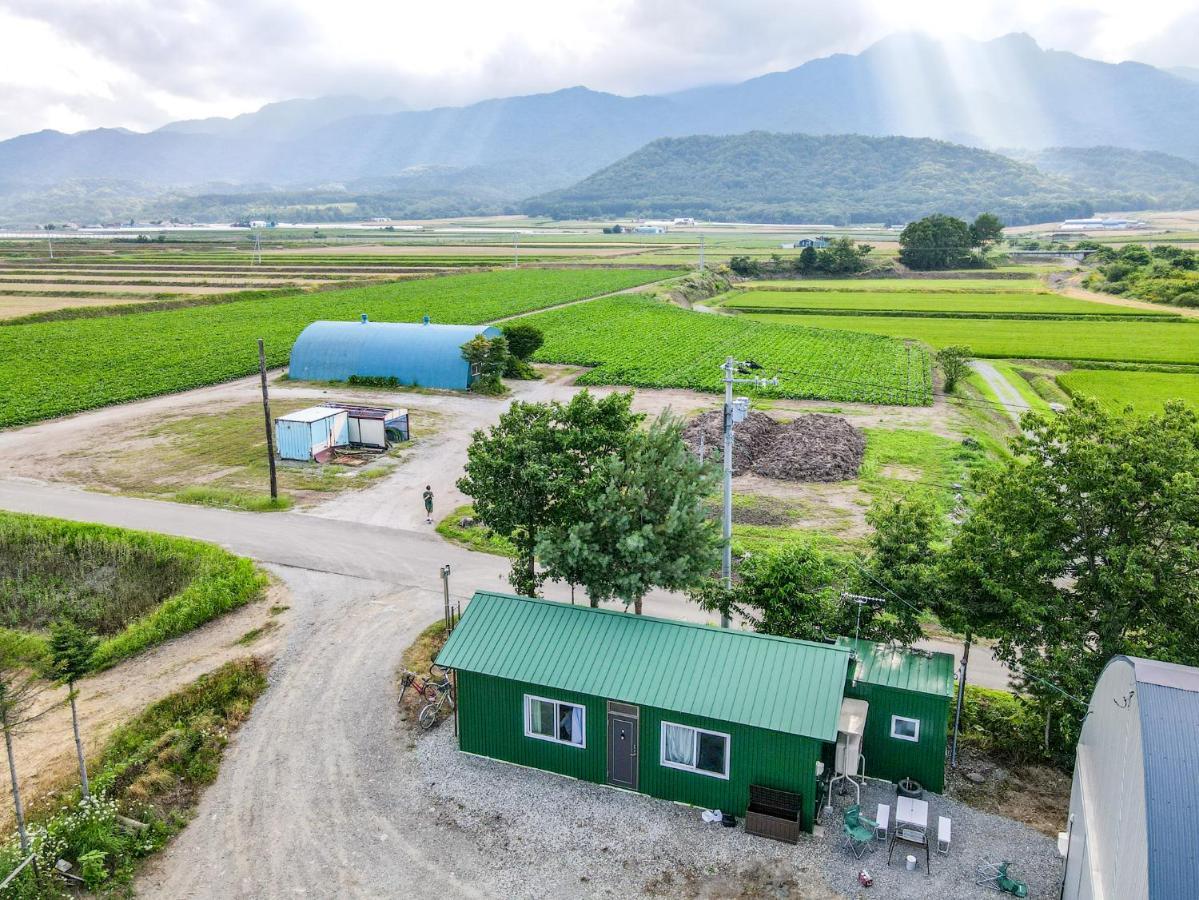 Furano Log House Farm Resort Exterior photo